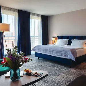 Hotell Center East Prenzlauer Berg By Ihg ****